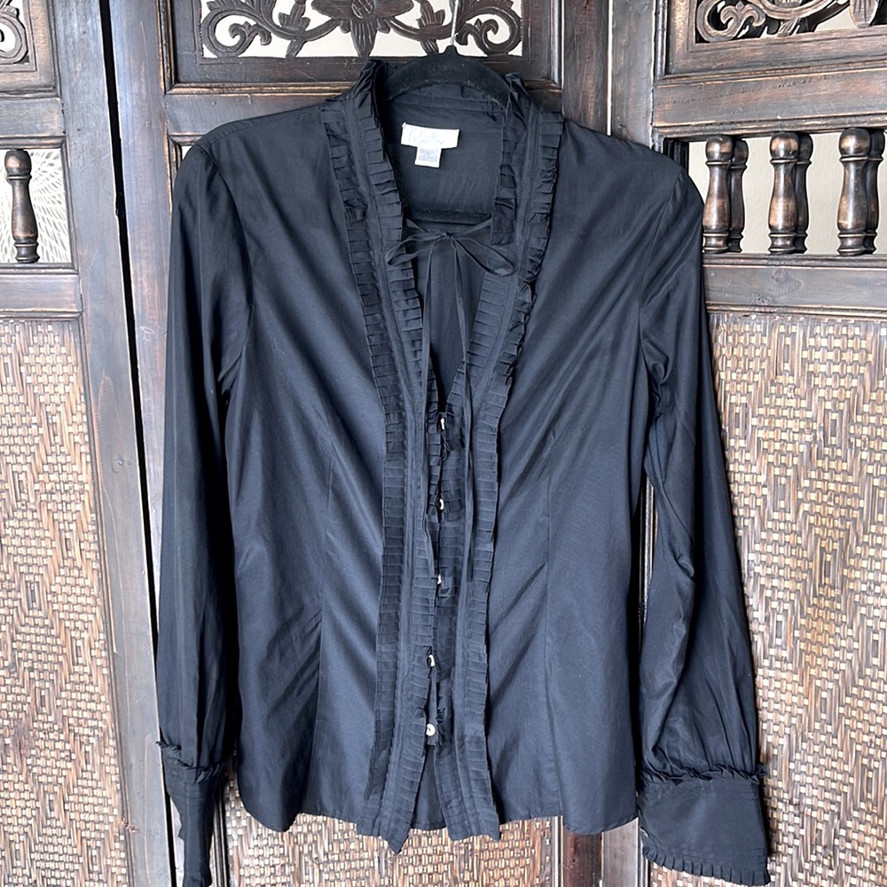 Women’s Size 8 black dress shirt
